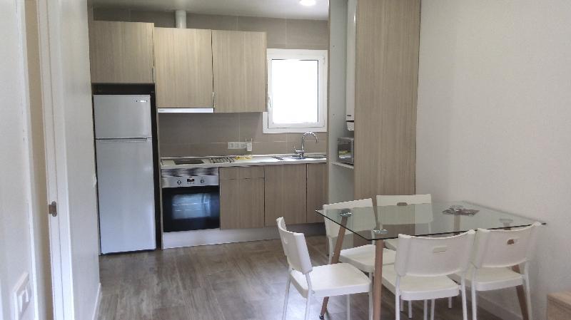 Castel Apartments โอสปิตาเล็ต เดอ โยเบรกัต ภายนอก รูปภาพ