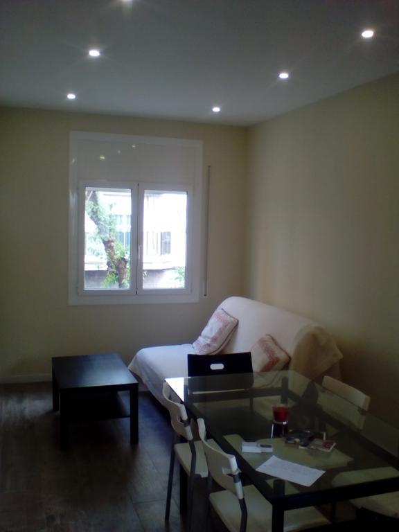 Castel Apartments โอสปิตาเล็ต เดอ โยเบรกัต ภายนอก รูปภาพ